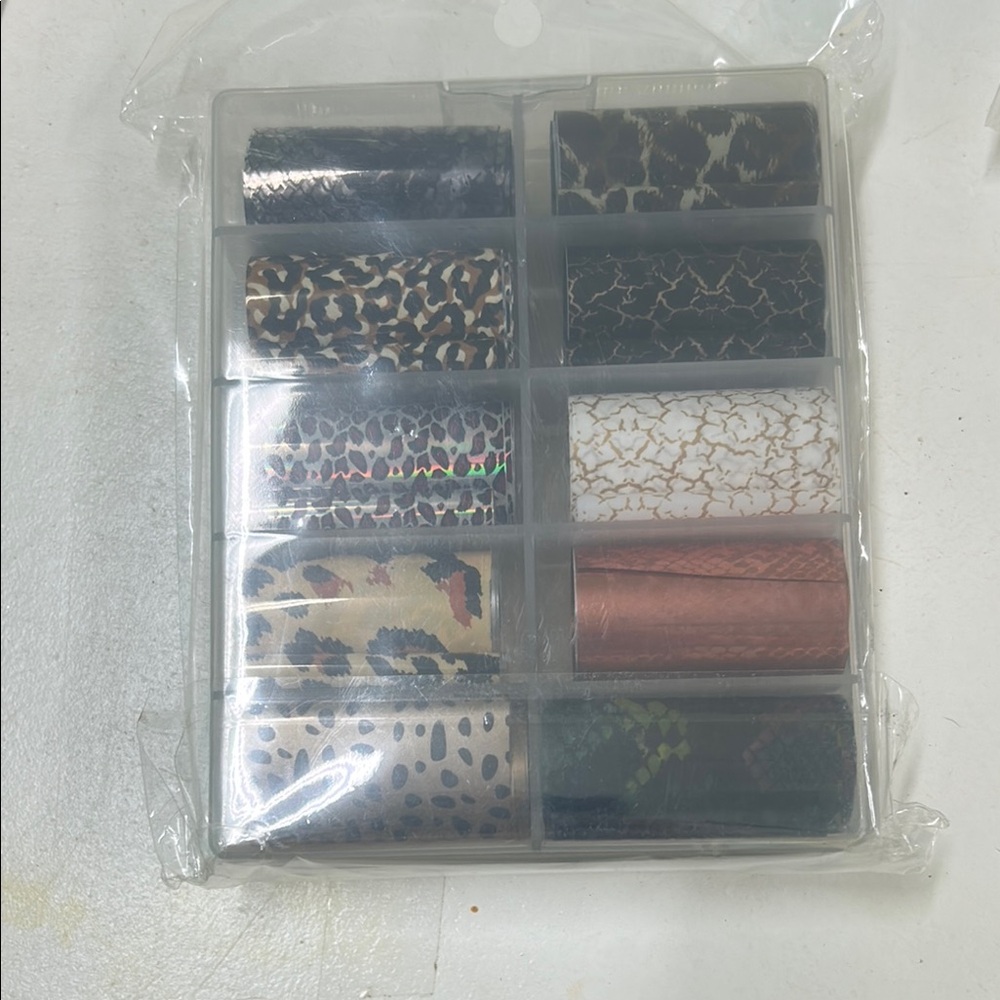 Lot of Fake Press On or Glue Nails & Nail Art & Tips - Picture 3 of 8